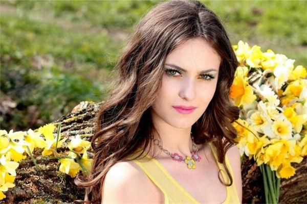 左眼皮跳具體時間預兆分析,左眼皮跳是什么征兆時辰